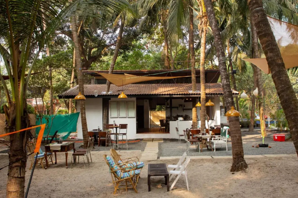 Moonstone Hammock Alibaug
