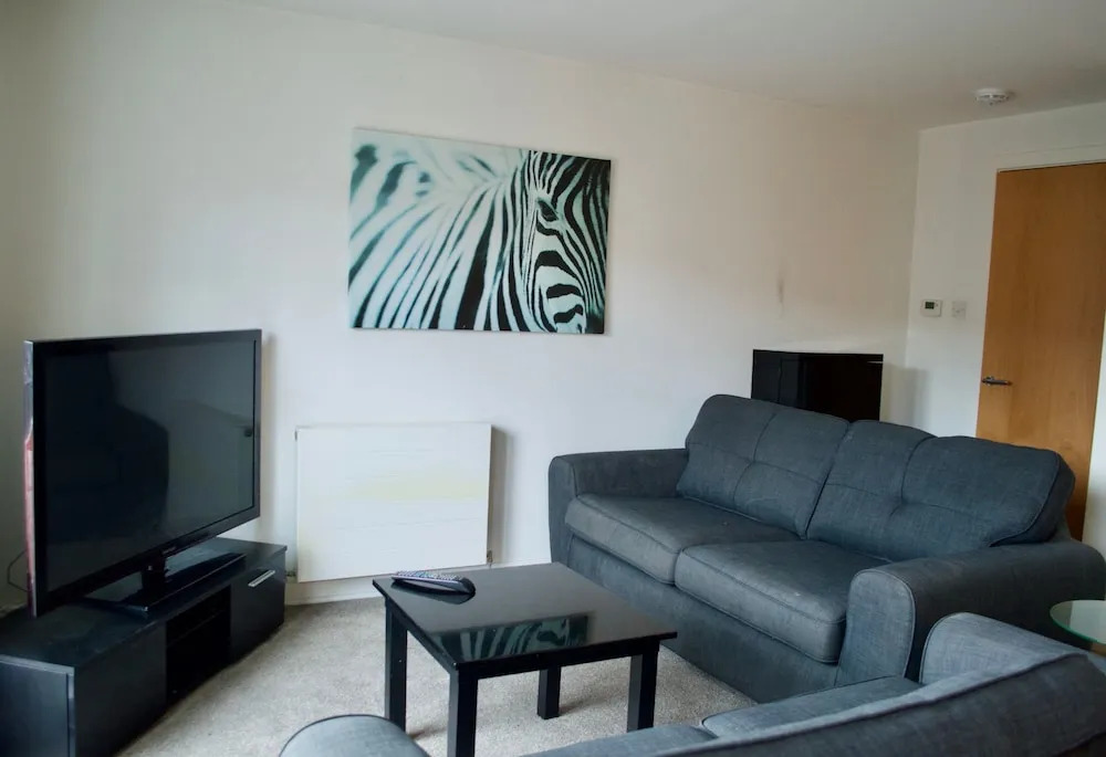 1 Bedroom Apartment By The Sea In Leith