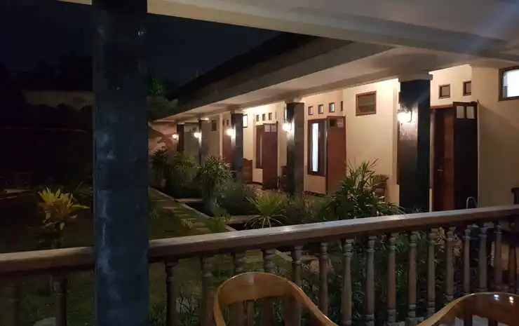 Griya Teratai Luxury Guesthouse