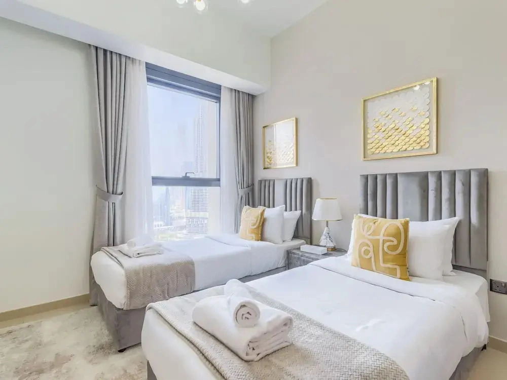 Act One - Act Two - Downtown - Emaar