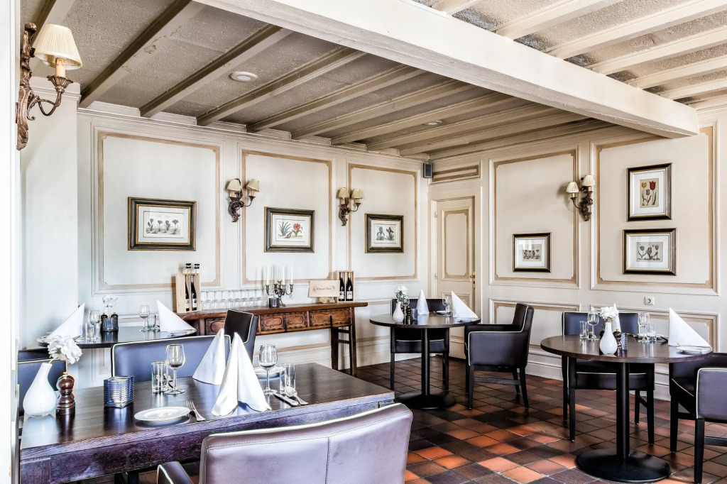 Fletcher Hotel La Ville Blanche