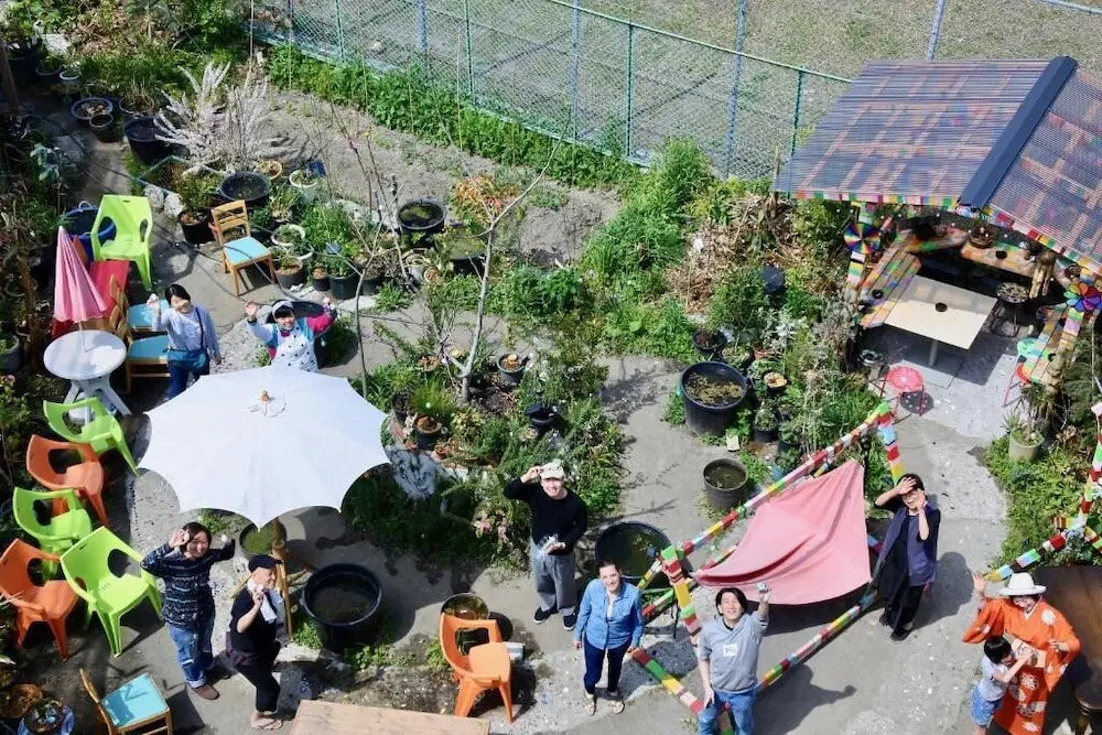 Kamagasaki University of the Arts Cafe Garden Guest House aka Cocoroom