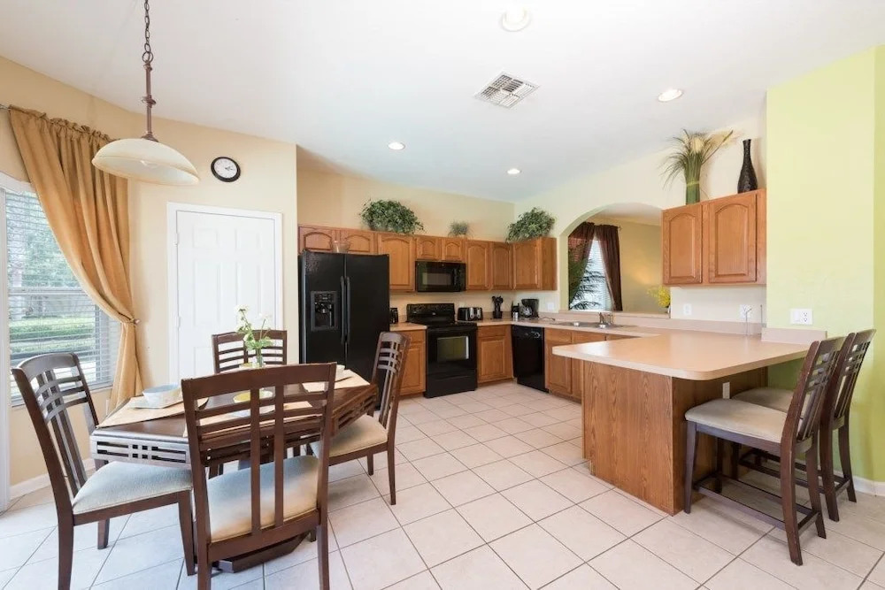 6BR Pool Home Windsor Hills by SHV-2601