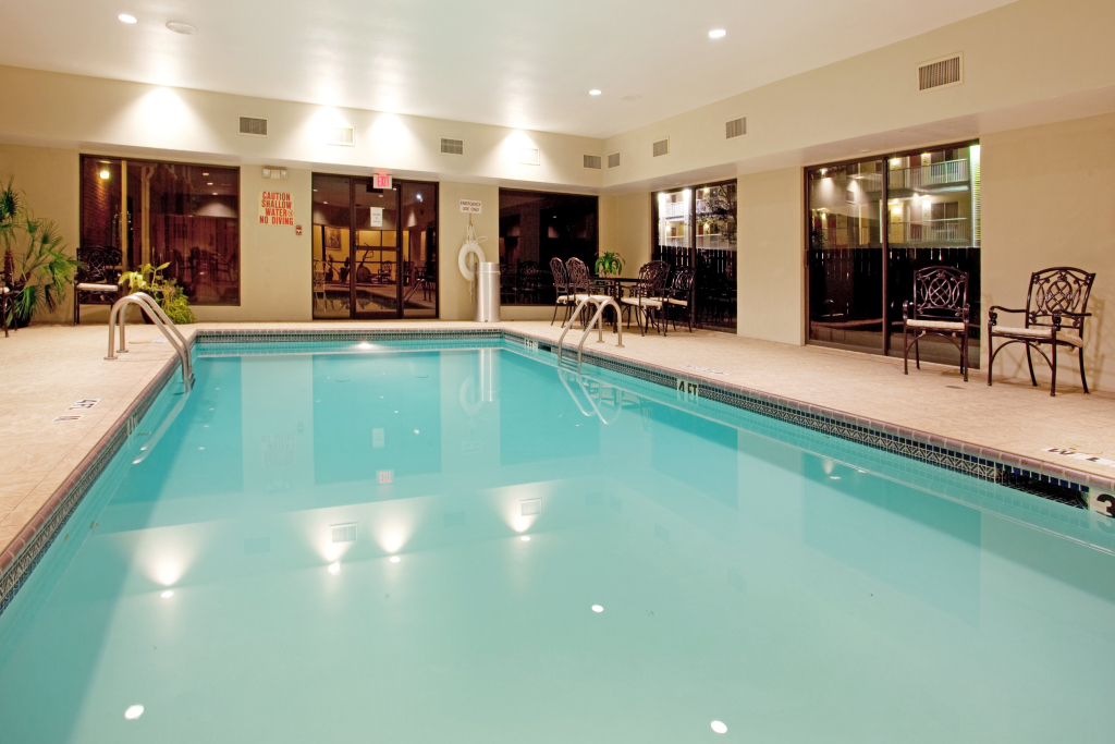 Holiday Inn Express & Suites Sulphur - Lake Charles by IHG