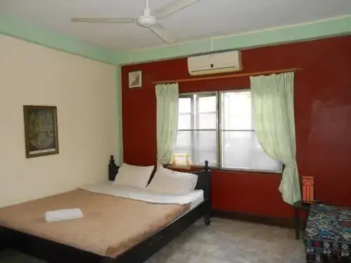 Thony 2 Guesthouse
