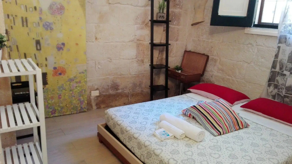 White Suite B&B