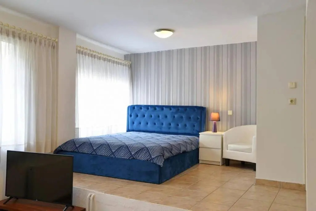 A Modern Bright Studio In The Center Of Kastoria