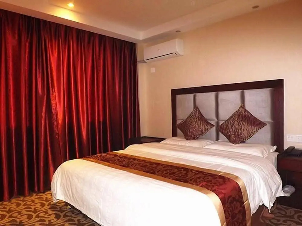 Langshi Holiday Hotel