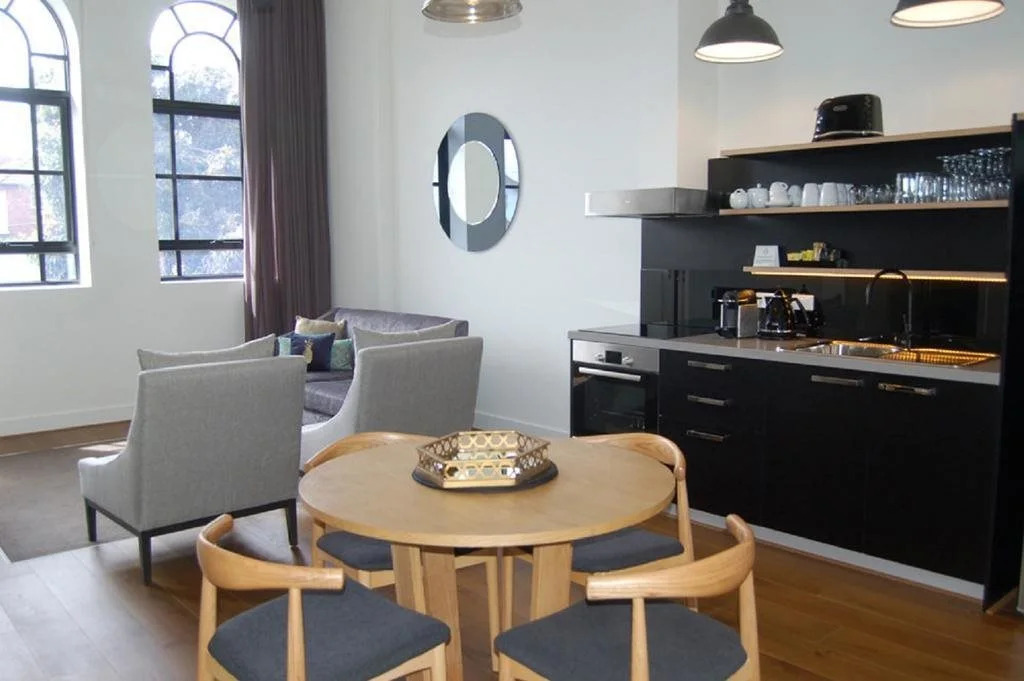 THE DEVLIN APARTMENTS 1 Bedroom Apartment near GMHBA stadium in Geelong - LG03