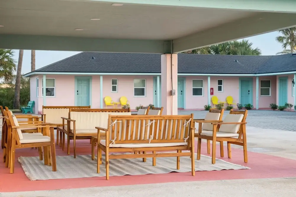 Haleys Court Boutique Motel