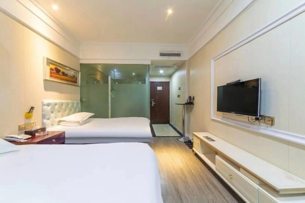 Quzhou 8090 Smart Cinema Hotel