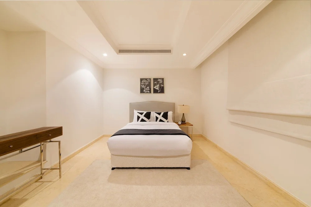 Maison Privee - Private Pool & Beach Access Villa with Cinematic Vws