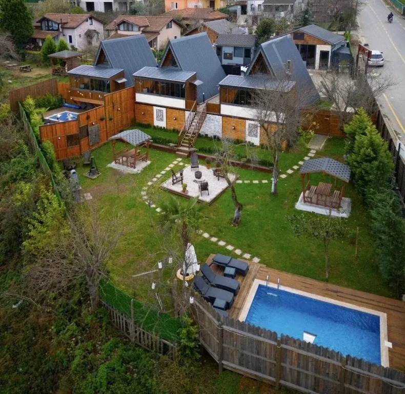 İnce Bungalov