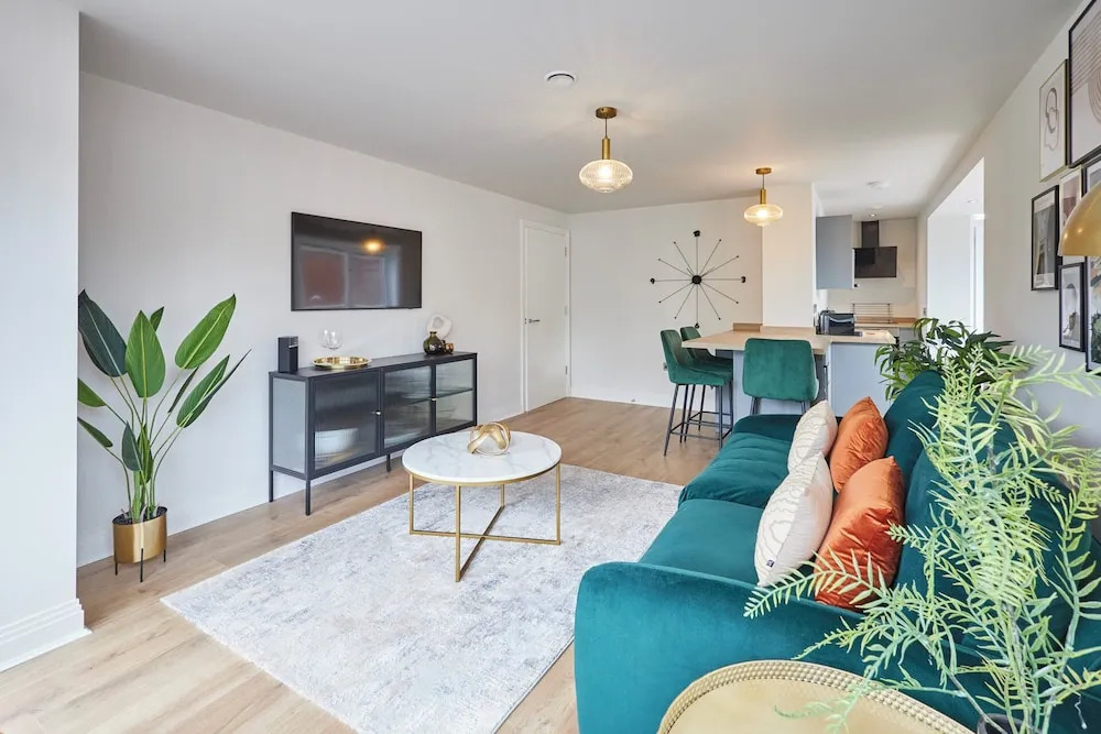 Host Stay Scarborough View Luxury Apartment