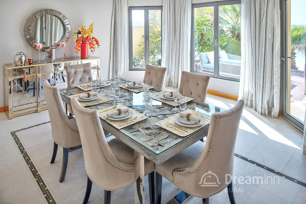 The Palm Jumeirah Villas - Frond O