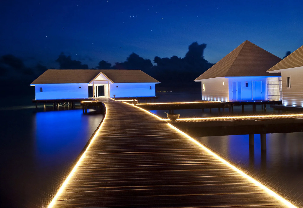 Diamonds Athuruga Maldives Resort & Spa