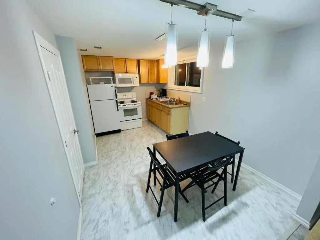 Best Getaway Location in Edmonton 2 and 3 bedroom houses available