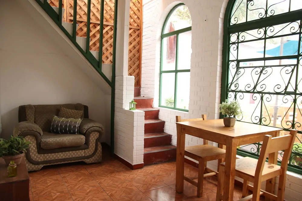 La Puerta Verde Hostel