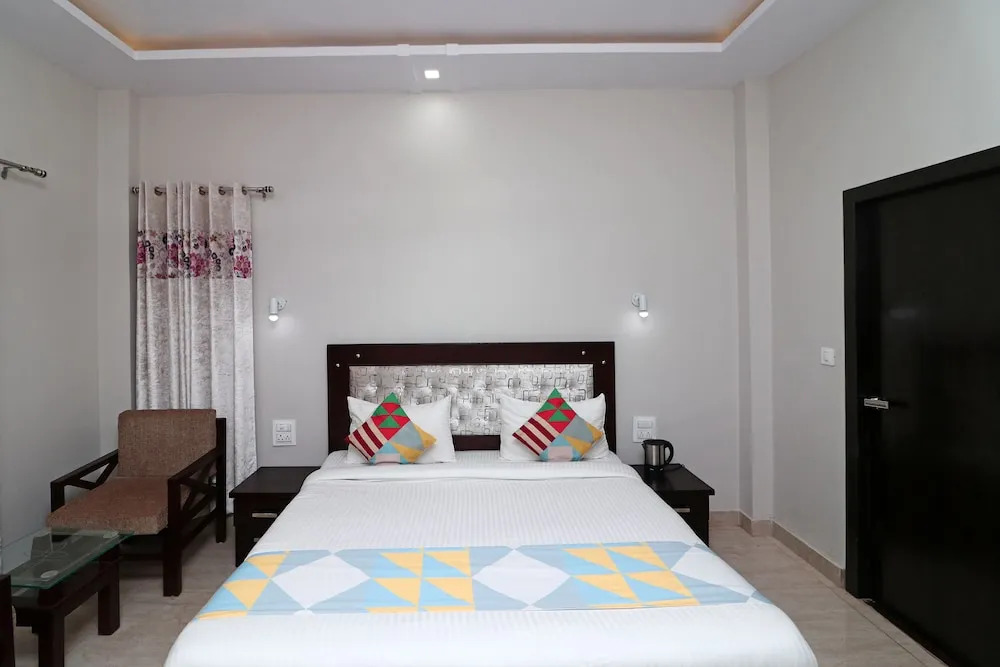 OYO 17063 Home Spacious 3BHK Naukuchiatal