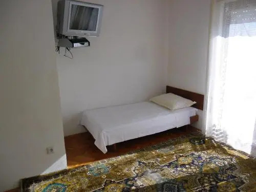 Rooms and Apartments Kurtović
