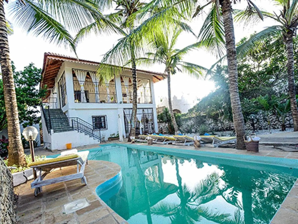 Watamu Sunflower House