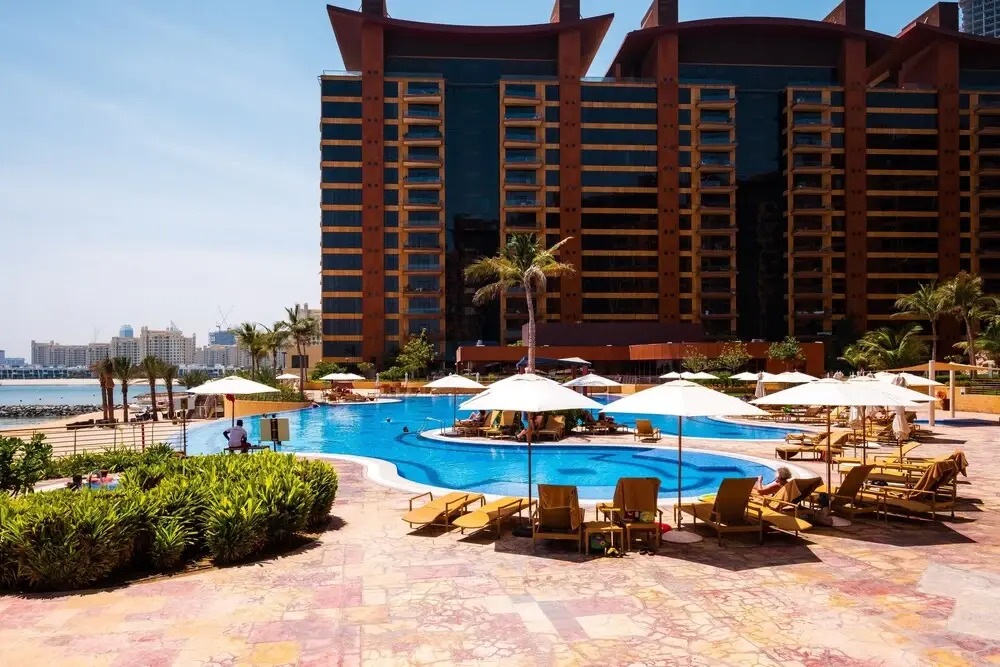 Maison Privee - Premium Apt on the Palm w/ Serene Sea Views