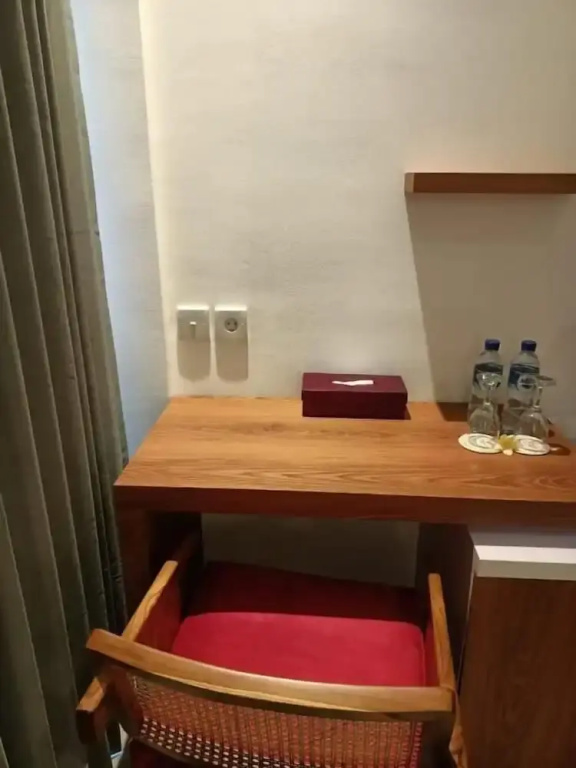 The Kd Suites & Coffee Shop