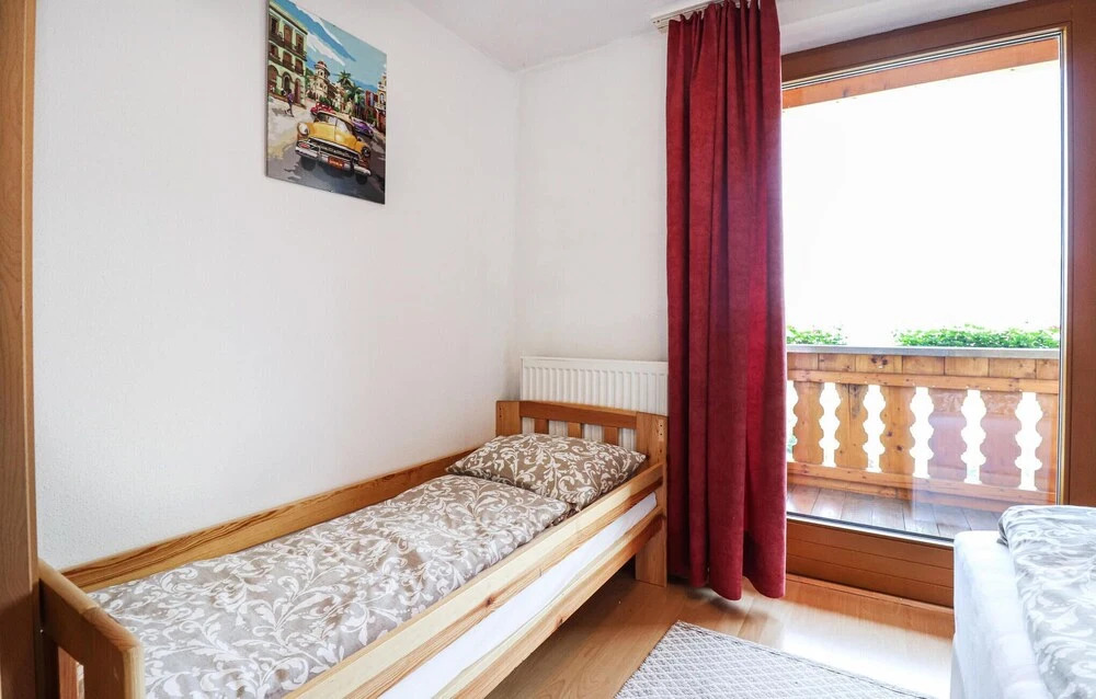 Amazing Apartment in Uderns With 2 Bedrooms and Wifi