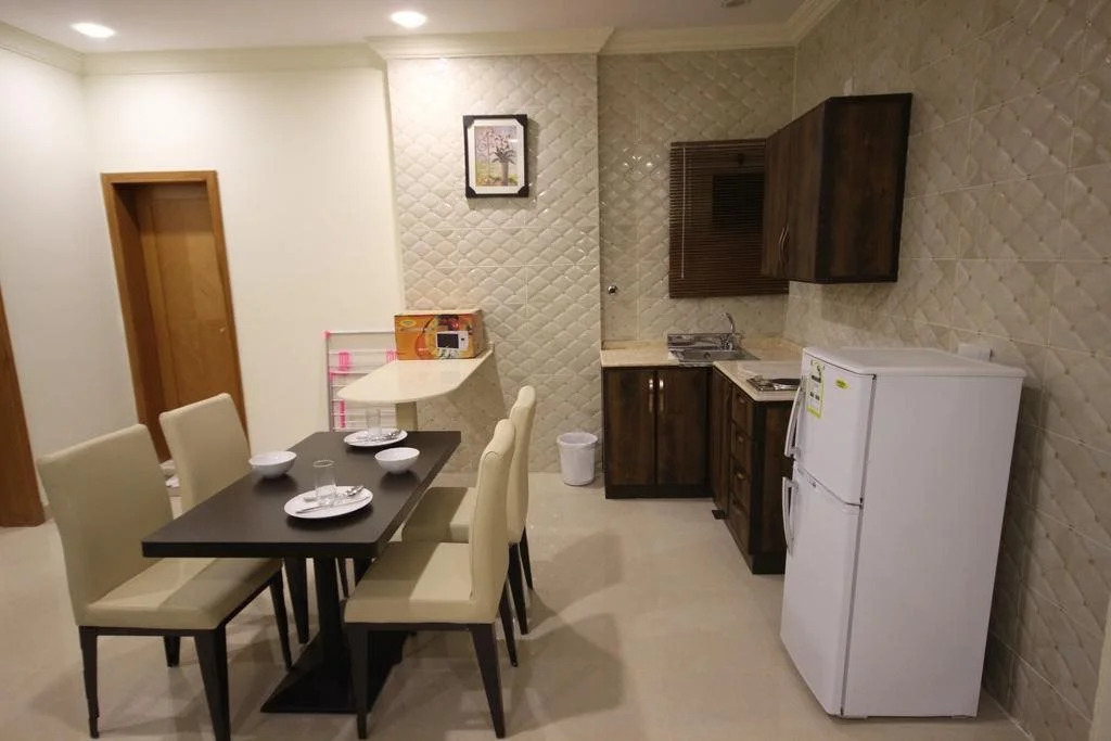 Al Makarunah -Lamasat Palace Suites