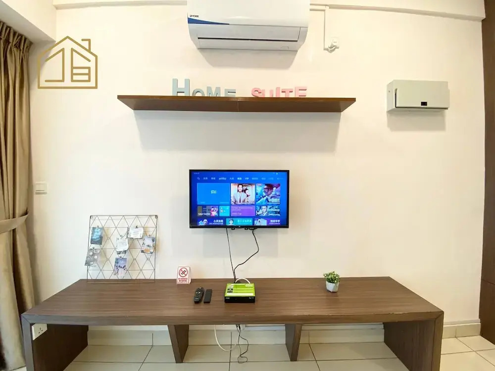 Homesuite' Home at Aeropod SOVO