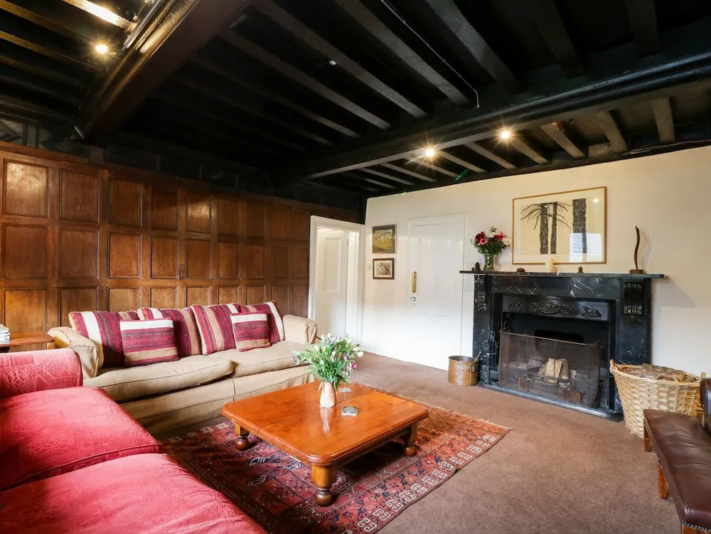 Middle Coombe Farm