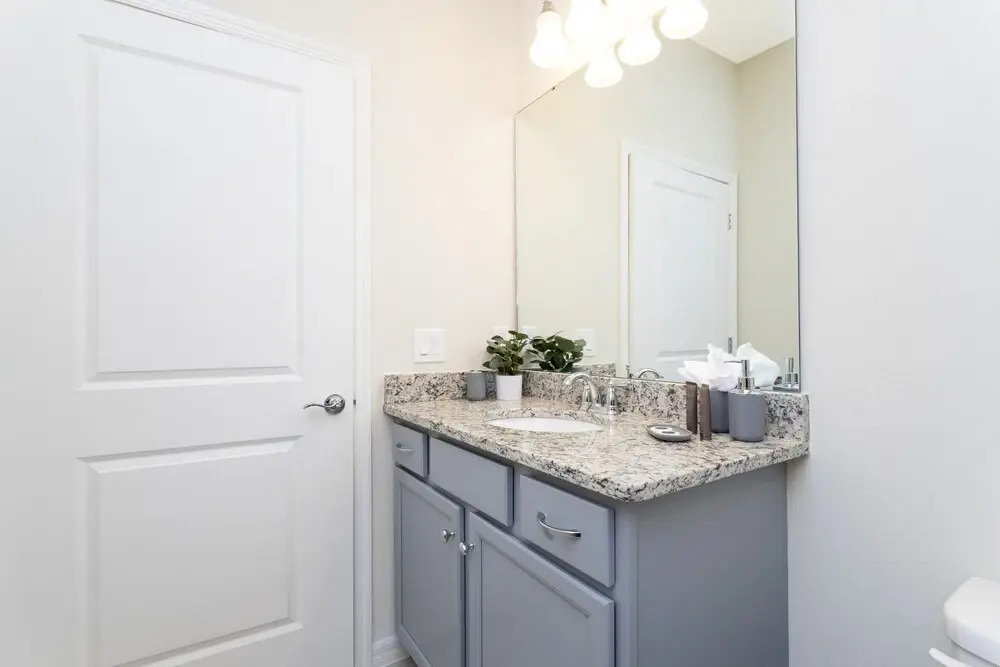 637 Windsor Island Resort 5Bd 11G 113944