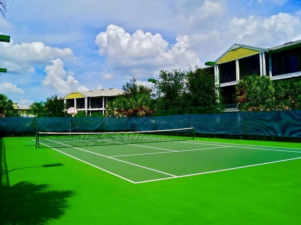 Best Location! Next to Restaraunt, Lake, Pool