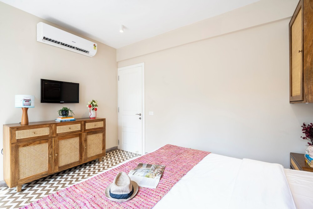 Staymaster Solintra 2BHK C401