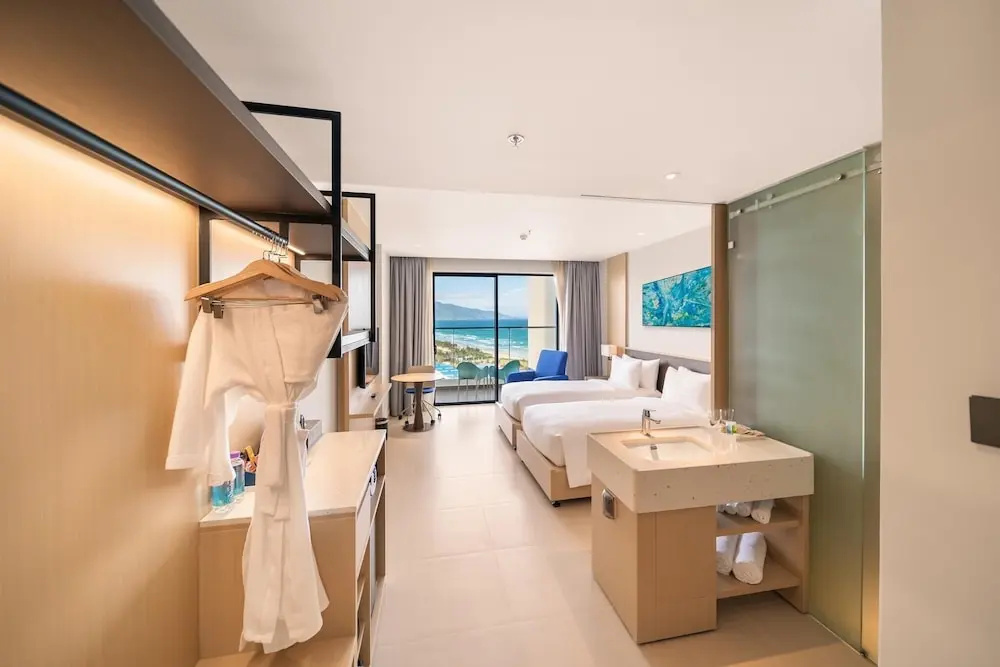 Sunshine Cam Ranh See View