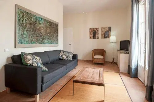 Gaudi Apartment 1