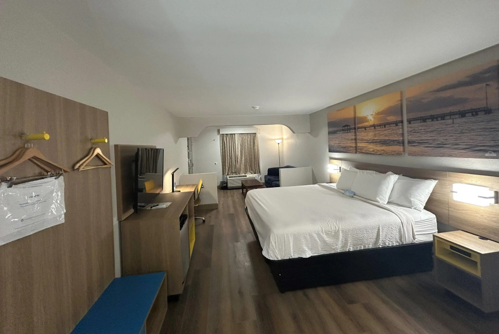 Days Inn by Wyndham Royston