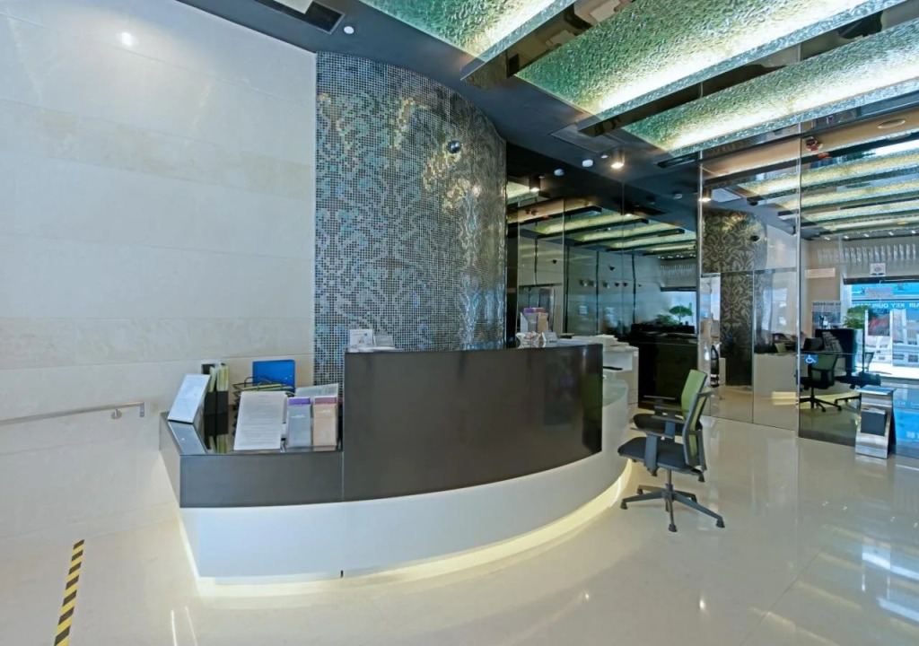 The Bauhinia Hotel - Central