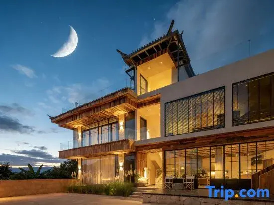Mu Yun Ting Feng・360° Sea View, Cangshan Sunset Cloud Breeze Resort (Dali Erhai Store)