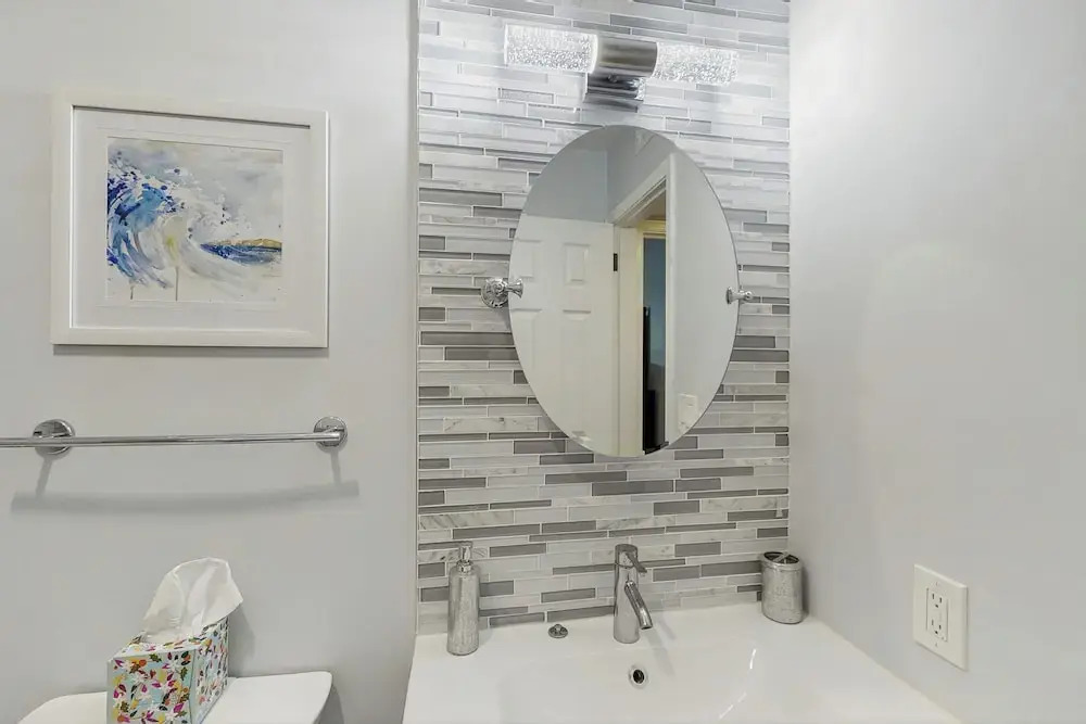 Walk to Sea! Hilton Head Haven w/ Pool Access