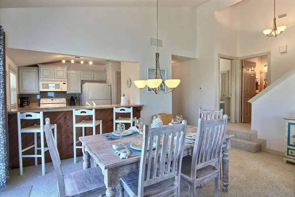 Laluna Madre 2 Bedrooms 2 Bathrooms Home