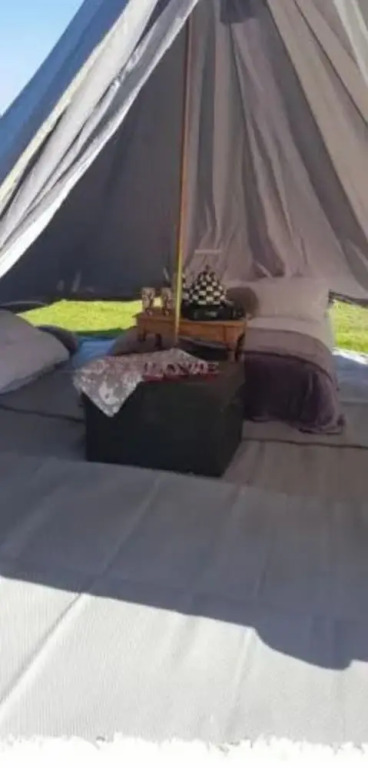 2-person Bell Tent Stay at Old Vicarage Campsite