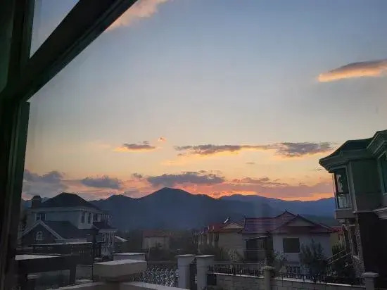 Yiran Hotel
