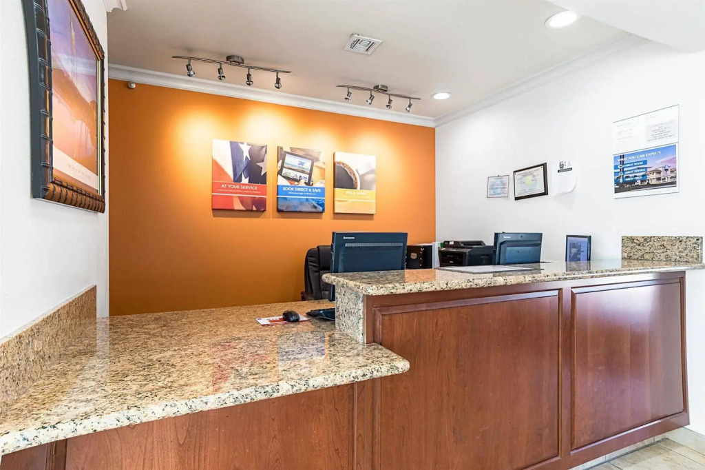 Studio 6 Mojave, CA - Airport