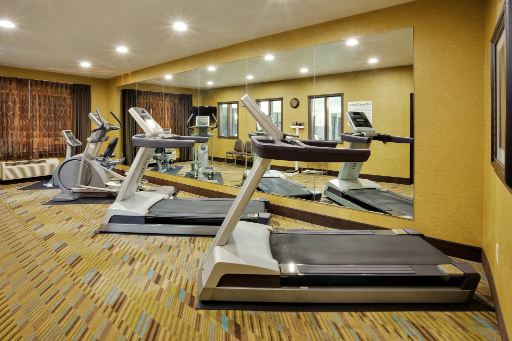 Holiday Inn Express and Suites Limerick - Pottstown by IHG