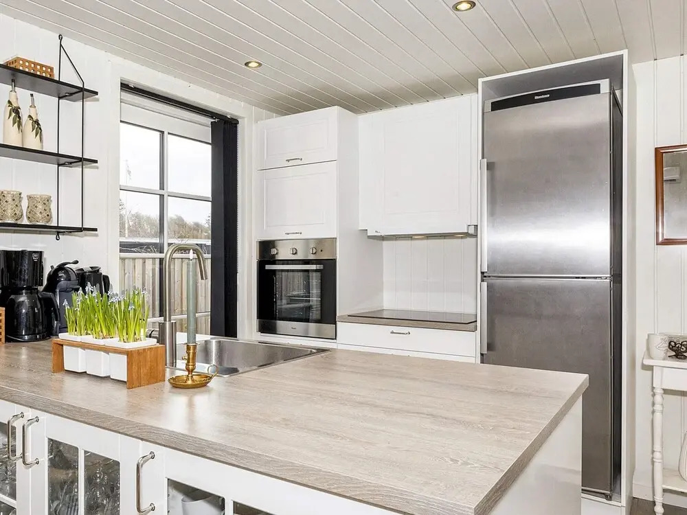 6 Person Holiday Home in Logstor