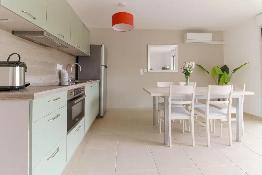 SELECT'SO HOME - Résidence Le Poséidon - Piscine & Garage - Prestations de qualité & Services Hôteliers - POS22