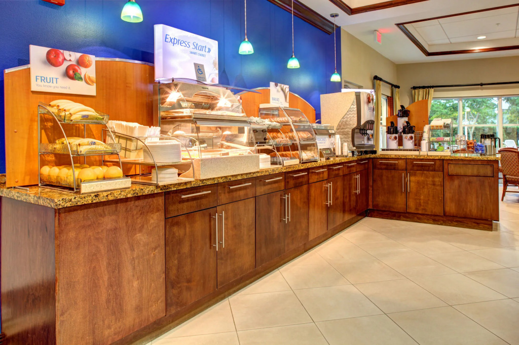 Holiday Inn Express & Suites Miami Kendall by IHG