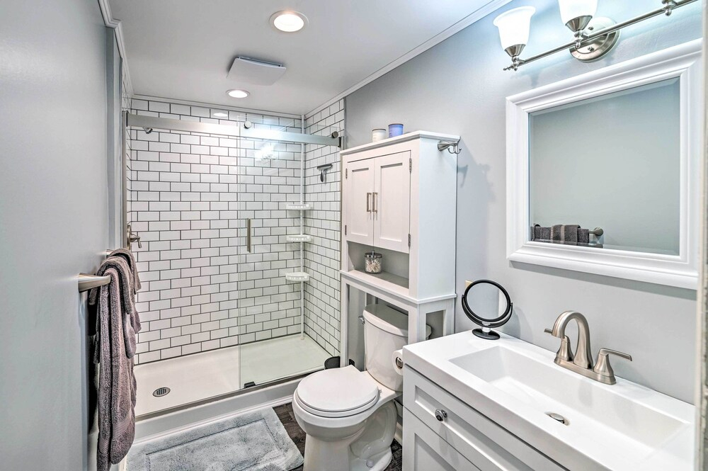 Cozy + Walkable Delmar Getaway w/ Fire Pit!