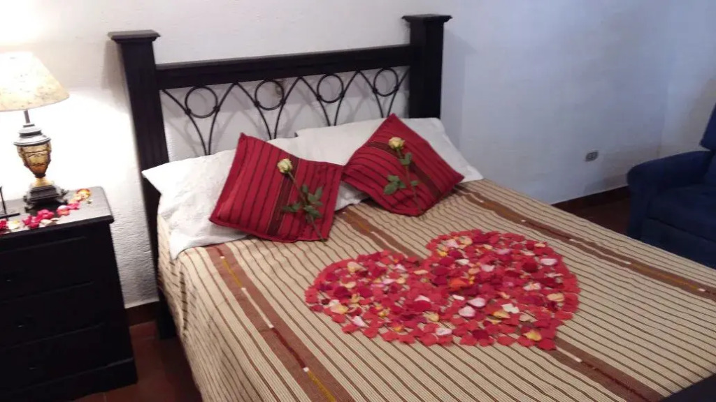 Hostal Casa Del Artista & Galeria